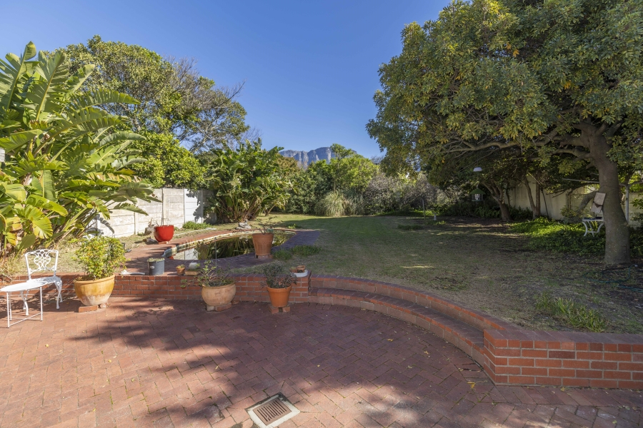 3 Bedroom Property for Sale in Claremont Western Cape